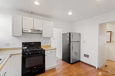 913 24th Avenue E, Seattle, WA 98112 - Photo 25