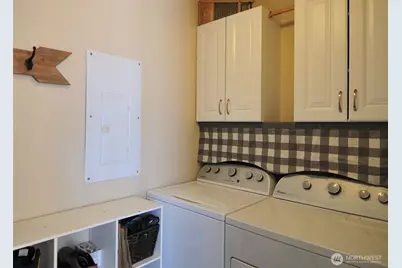 1698 Sunset Drive, Wenatchee, WA 98801 - Photo 15