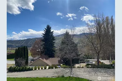 1698 Sunset Drive, Wenatchee, WA 98801 - Photo 21