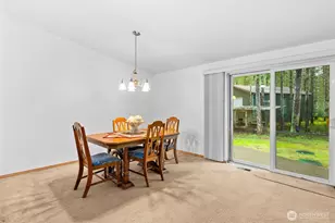 70 E Capital Peak Dr, Shelton, WA 98584 - Photo 7