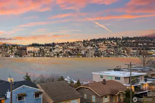 2565 Dexter Ave N, Seattle, WA 98109 - Photo 9