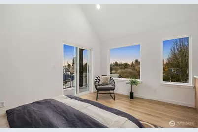 806 B S Rose Street, Seattle, WA 98108 - Photo 9