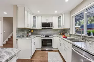 9207 120th Ave SE, Newcastle, WA 98056 - Photo 11