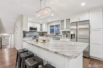 9207 120th Avenue SE, Newcastle, WA 98056 - Photo 9