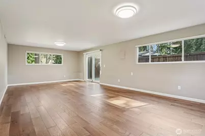 9207 120th Avenue SE, Newcastle, WA 98056 - Photo 25