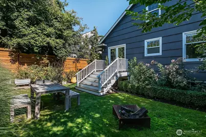 719 35th Avenue, Seattle, WA 98122 - Photo 17