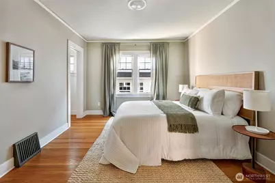 719 35th Avenue, Seattle, WA 98122 - Photo 19