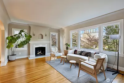 719 35th Avenue, Seattle, WA 98122 - Photo 3