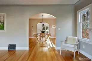 719 35th Ave, Seattle, WA 98122 - Photo 7