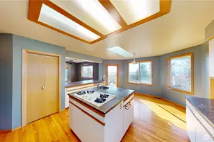 17290 Soundview Rd, Mount Vernon, WA 98274 - Photo 11