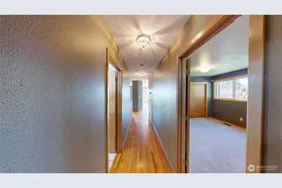 17290 Soundview Road, Mount Vernon, WA 98274 - Photo 25