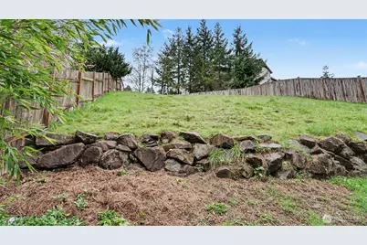 18663 Rainier View Road SE, Monroe, WA 98272 - Photo 11