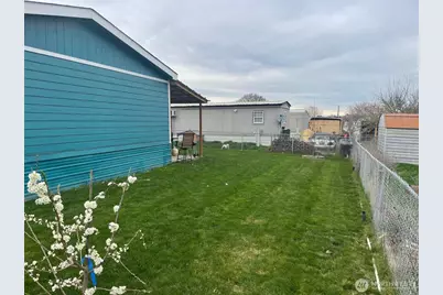 3057 Road H NE #47, Moses Lake, WA 98837 - Photo 13