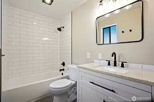 22201 NE 2nd St, Sammamish, WA 98074 - Photo 7