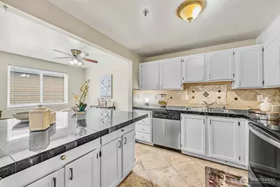 1001 W Casino Road #B101, Everett, WA 98204 - Photo 7