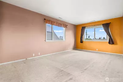 1014 and 1014 1/2   So. Lawrence Street, Tacoma, WA 98405 - Photo 13