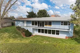 950 SE 12th St, College Place, WA 99324 - Photo 29