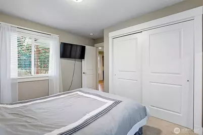 3215 19th Street, Everett, WA 98201 - Photo 13