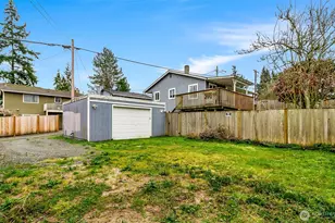 3215 19th St, Everett, WA 98201 - Photo 31