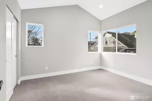 503 NE 42nd St, Seattle, WA 98105 - Photo 13