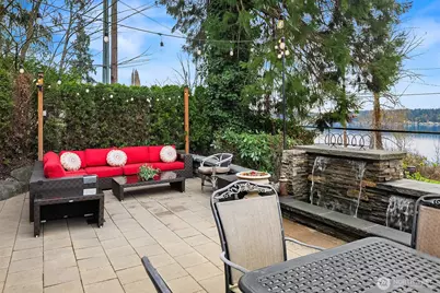 1018 E Lake Sammamish Parkway SE, Sammamish, WA 98075 - Photo 29