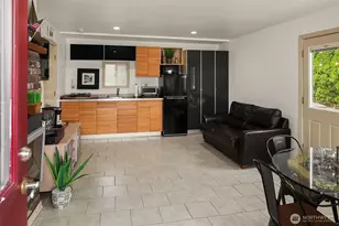 1018 E Lake Sammamish Pkwy SE, Sammamish, WA 98075 - Photo 37