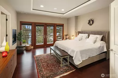 1018 E Lake Sammamish Parkway SE, Sammamish, WA 98075 - Photo 21