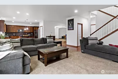 1515 Daffodil Avenue NE, Orting, WA 98360 - Photo 11