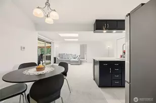 1279 149th Pl SE, Bellevue, WA 98007 - Photo 7