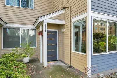 2350 10th Avenue E #111, Seattle, WA 98102 - Photo 5