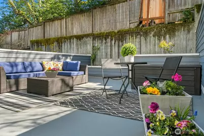 2350 10th Avenue E #111, Seattle, WA 98102 - Photo 19