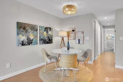 2350 10th Avenue E #111, Seattle, WA 98102 - Photo 11