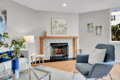 2350 10th Avenue E #111, Seattle, WA 98102 - Photo 9