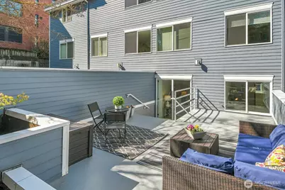 2350 10th Avenue E #111, Seattle, WA 98102 - Photo 21