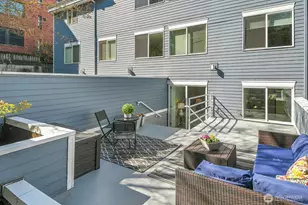 2350 10th Ave E, Seattle, WA 98102 - Photo 21