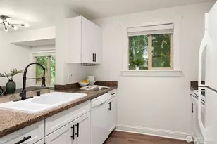 14618 NE 81st St, Redmond, WA 98052 - Photo 7