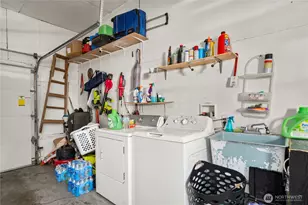 1561 S 35th St, Tacoma, WA 98418 - Photo 25