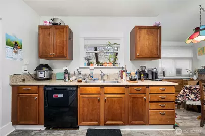 3812 S Thompson Avenue, Tacoma, WA 98418 - Photo 25