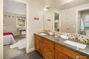 11303 S Dogwood Ln, Woodway, WA 98020 - Photo 23