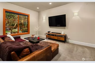 11303 S Dogwood Lane, Woodway, WA 98020 - Photo 21