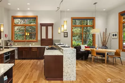 11303 S Dogwood Lane, Woodway, WA 98020 - Photo 11