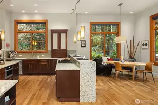 11303 S Dogwood Ln, Woodway, WA 98020 - Photo 11