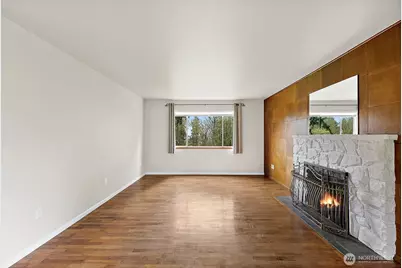 1105 21st Street SW, Puyallup, WA 98371 - Photo 11