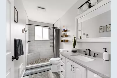 664 Limestone Lane, Oak Harbor, WA 98277 - Photo 35