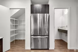 4233 S Lucile St, Seattle, WA 98118 - Photo 9