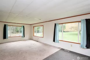 183 Tac-Dale Dr, Port Angeles, WA 98363 - Photo 3