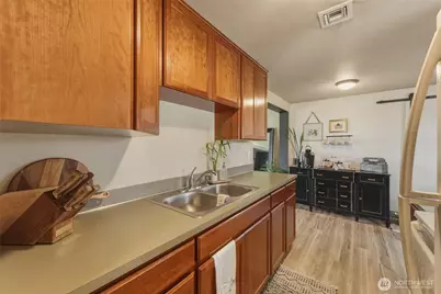 1557 J Street, Walla Walla, WA 99362 - Photo 7