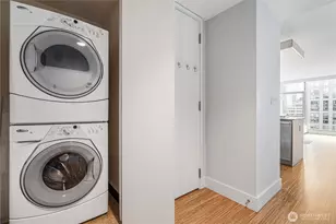 820 Blanchard St, Seattle, WA 98121 - Photo 19