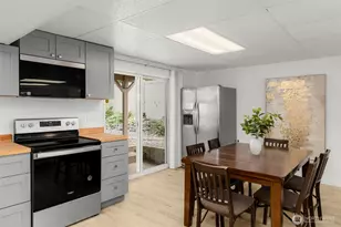 2520 166th Ave NE, Bellevue, WA 98008 - Photo 13