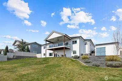 885 Autumn Crest Drive, Wenatchee, WA 98801 - Photo 3